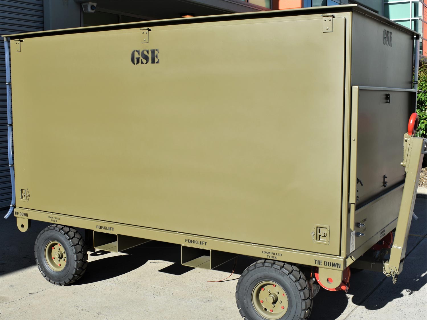 Deployable Confined Space Entry Trailer